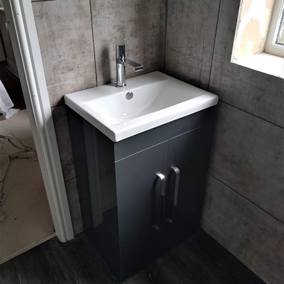 Nante Floorstanding Vanity Unit in Anthracite Gloss