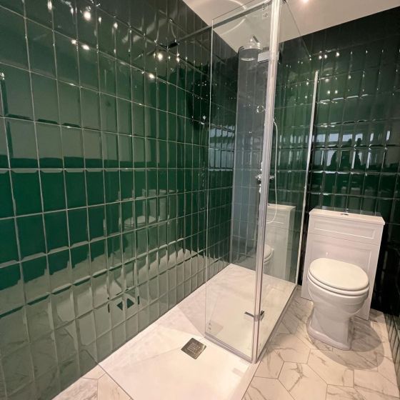 Royle Wetroom Walk in Glass Screen with Hinged Panel