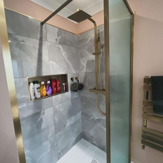 Derry Onyx Perla Porcelain Tile - 450 x 900mm