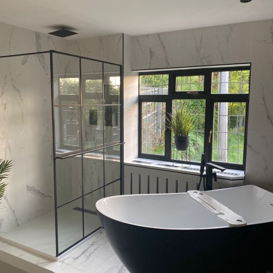 Eton Black Freestanding Bath