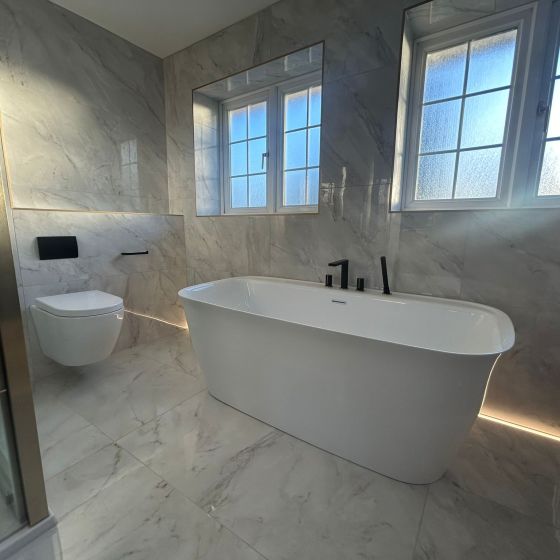 Tidal White Freestanding Acrylic Bath