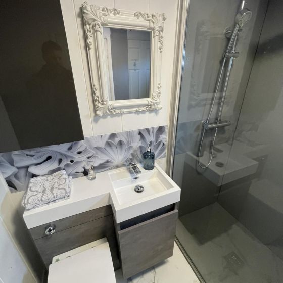Summers Vanity Combination Unit in Concrete