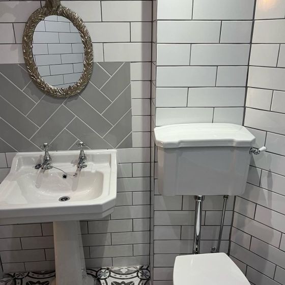 Claydon Traditional Basin & Pedestal