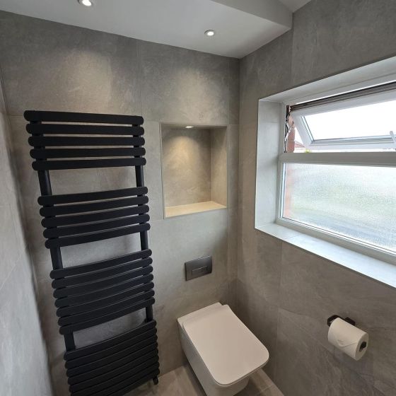 Eventon Anthracite Heated Towel Rail 1600x500mm
