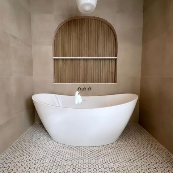 Lambi Freestanding White Acrylic Bath 1700x800mm