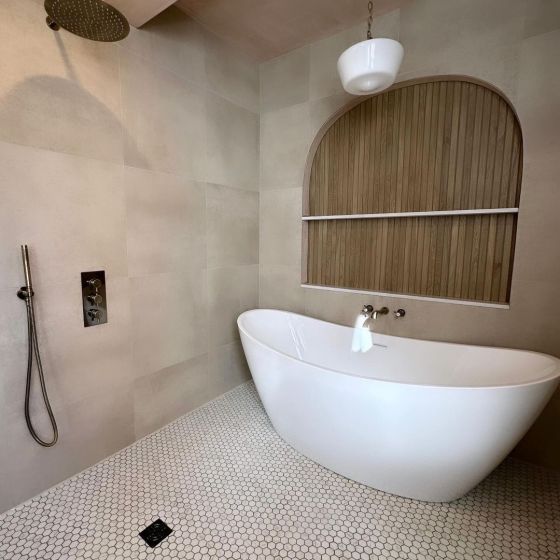 Lambi Freestanding White Acrylic Bath 1700x800mm