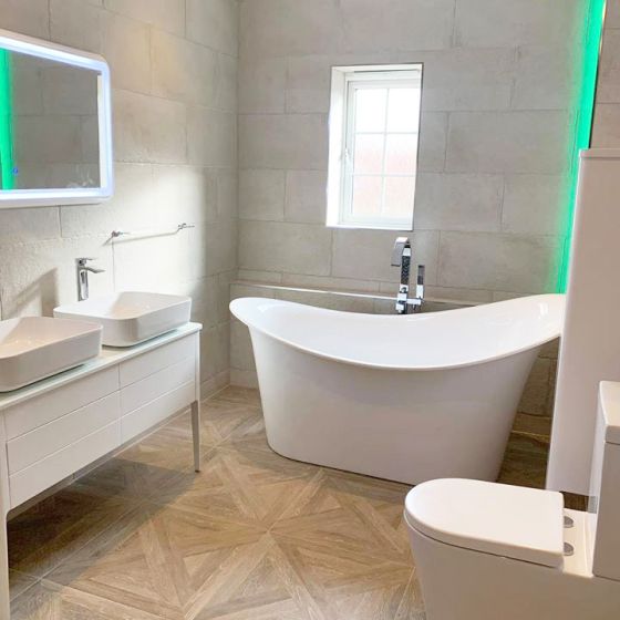 LeMont Freestanding Bath