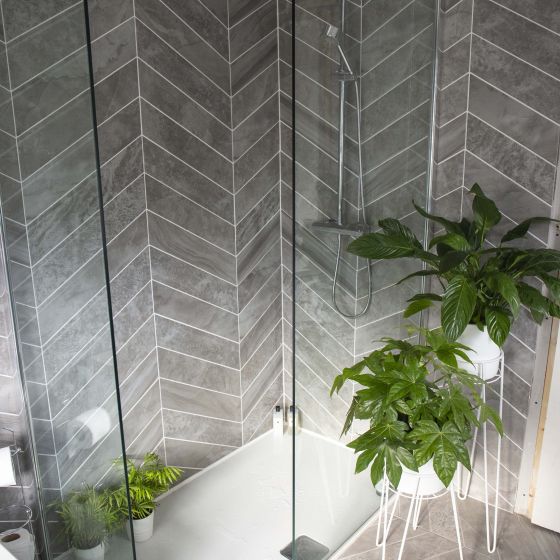 Oxford Walk-In Chrome Profile Fixed Shower Screen
