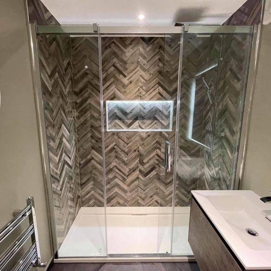 Sana Sliding Shower Door