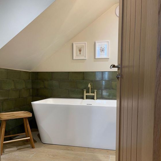 Milo White Freestanding Bath