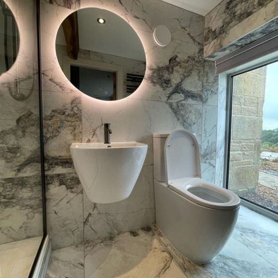 Fabulosa White Marble Tiles