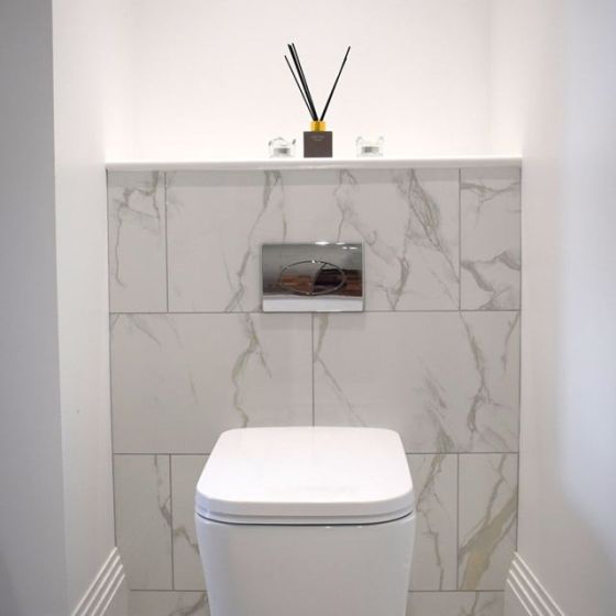 Esk Toilet