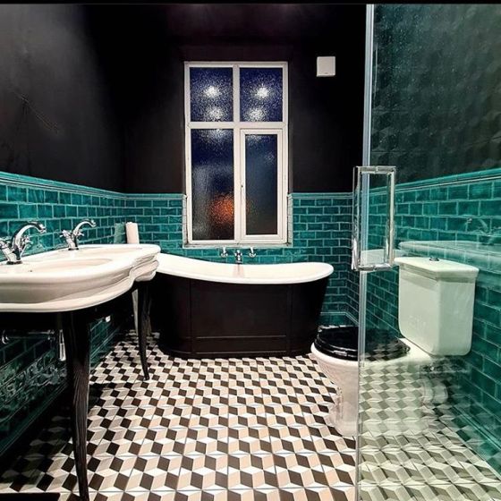 Hoff Freestanding Bath