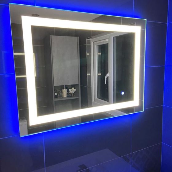 Feechi Mirror