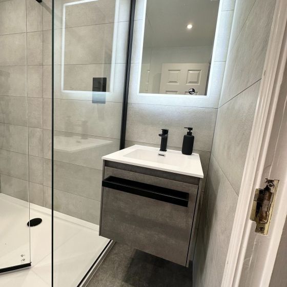 500mm Wall Mounted Vanity Unit Concrete & White Resin Basin