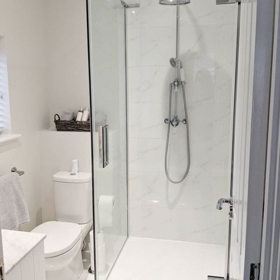 Lanka Hinged Shower Door