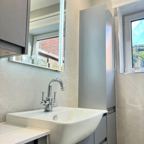Hamlin Semi Recessed Basin