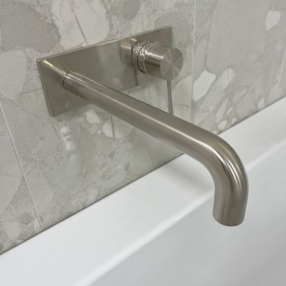 Moray Nickel Knurled Wall Mounted Bath Tap