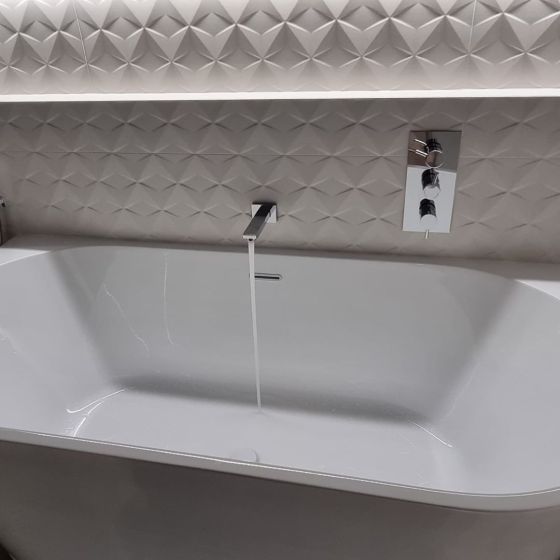 Lakehouse White Diamond Matt Ceramic Tile