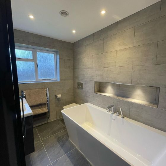 Milo Freestanding Bath