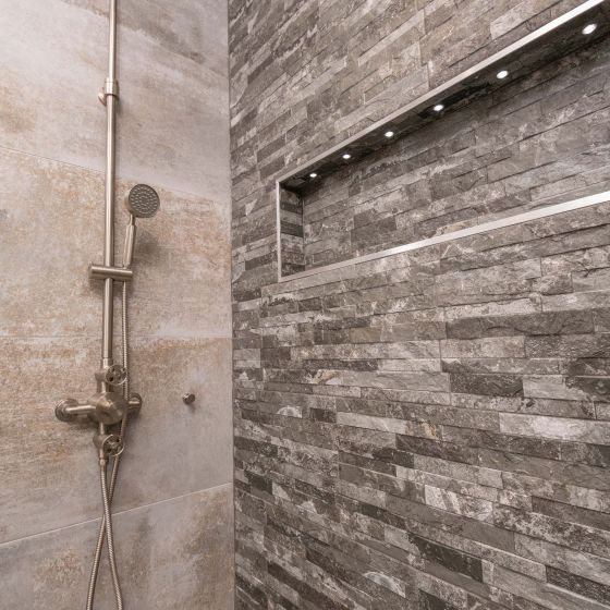 Prom Dark Brick Split Faced Tile