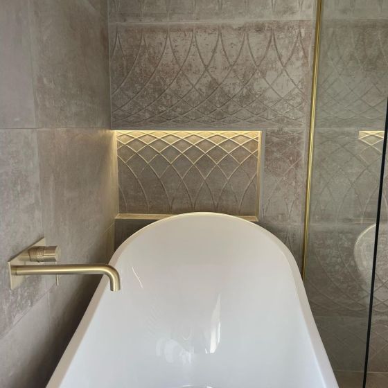 Moray Champagne Gold Knurled Wall Mounted Bath Tap