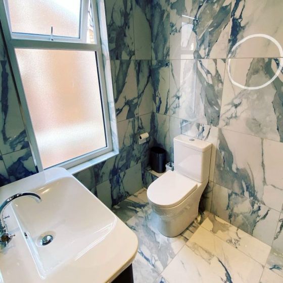 Leo Close Coupled Toilet