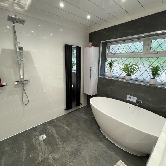 Noir Thermostatic Shower Pack