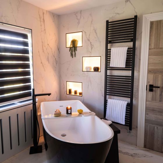 Eton Black Galaxy Freestanding Bath