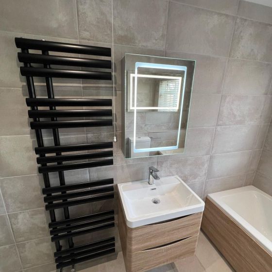 Erin 600mm Wall Hung Vanity Unit in Light Oak