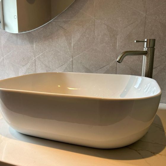 Hedon Countertop Ceramic Basin