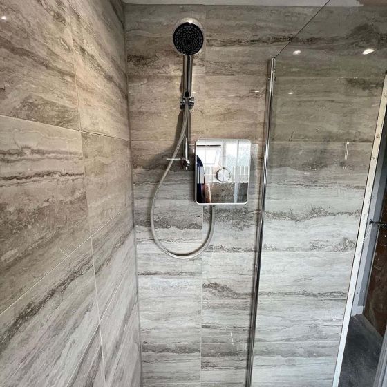 Aqualisa Lumi Electric Shower 10.5kW - Chrome