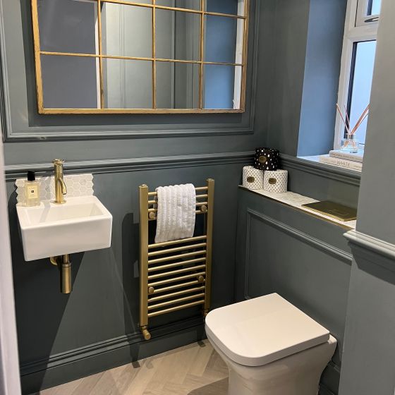 Blade Square Cloakroom Basin