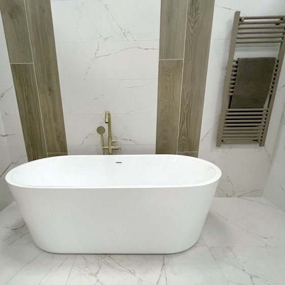 Noah White Freestanding Acrylic Bath