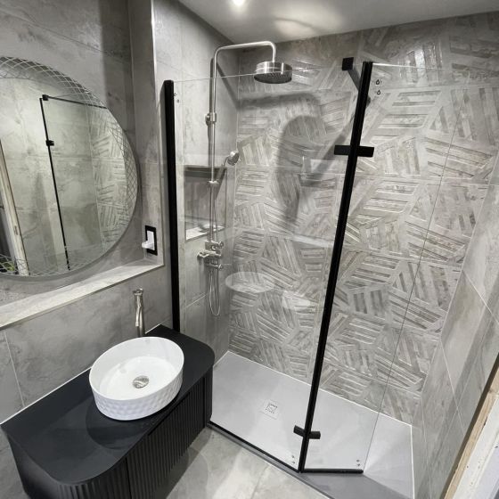 Royle Black Wetroom Glass Screen