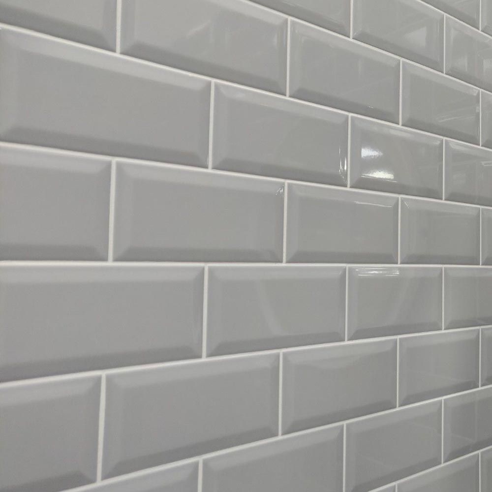 Metro Light Grey Ceramic Brick Tile 100x200mm