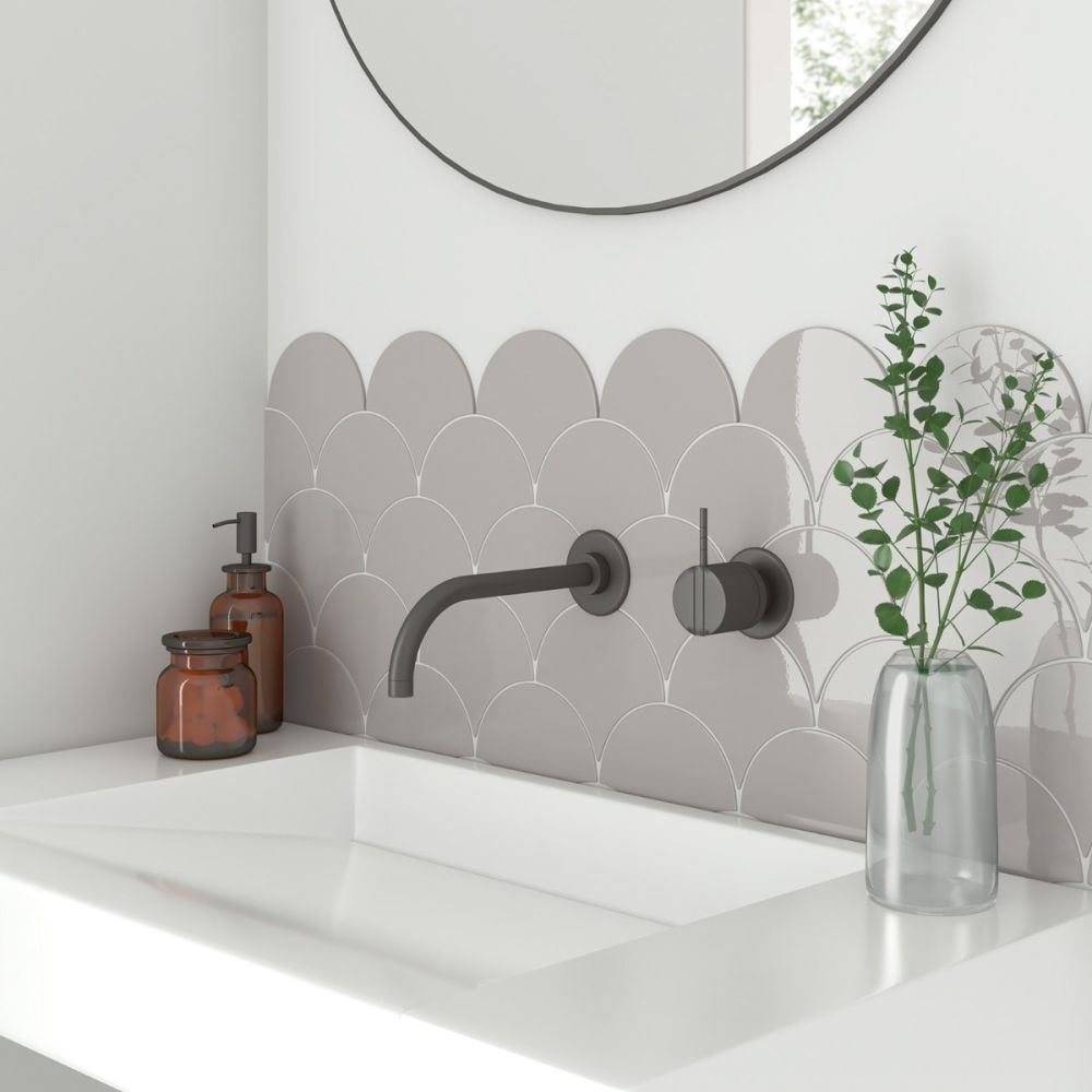 Pescara Ceramic Grey Fan Tile 150x134mm