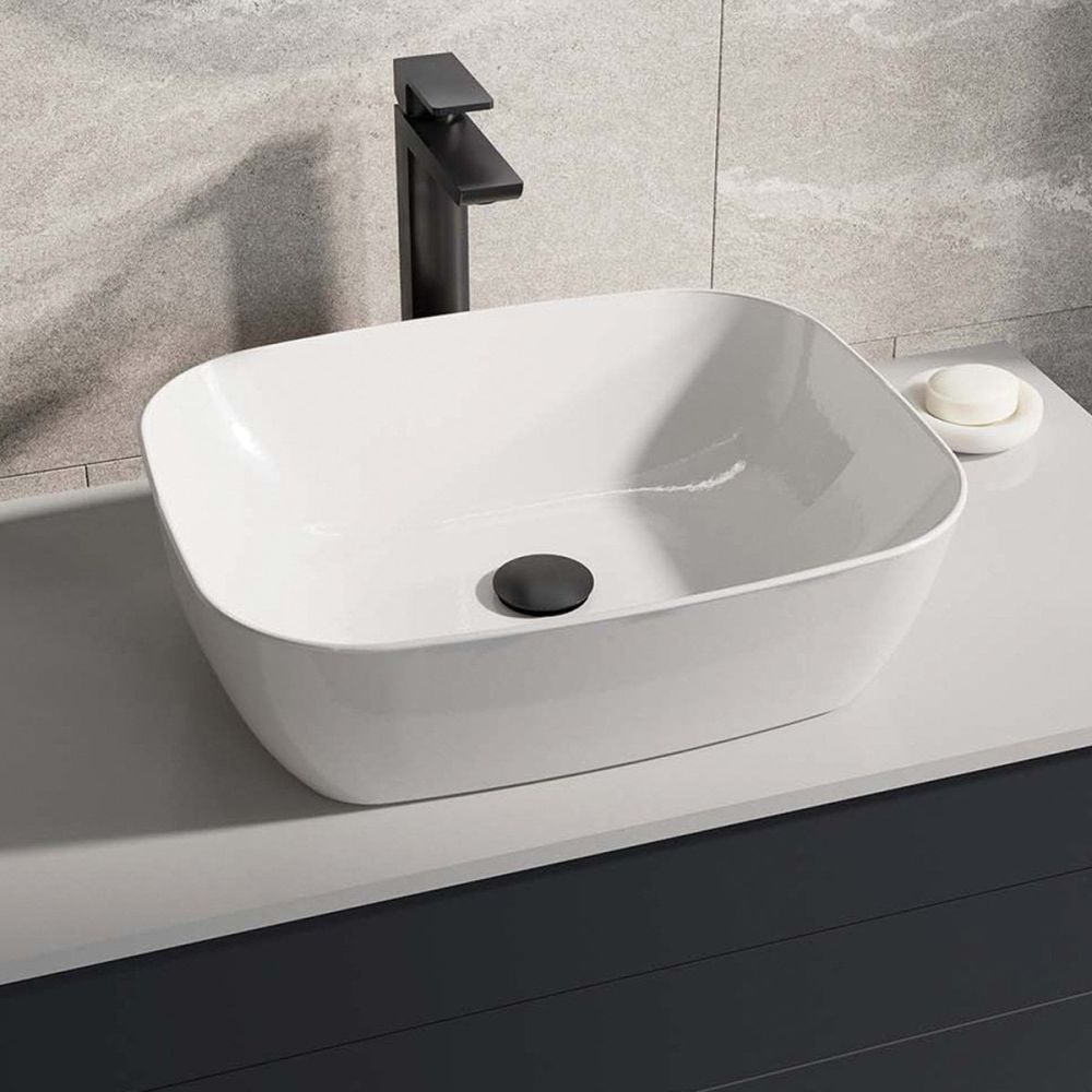Hedon Countertop Ceramic Basin roomset