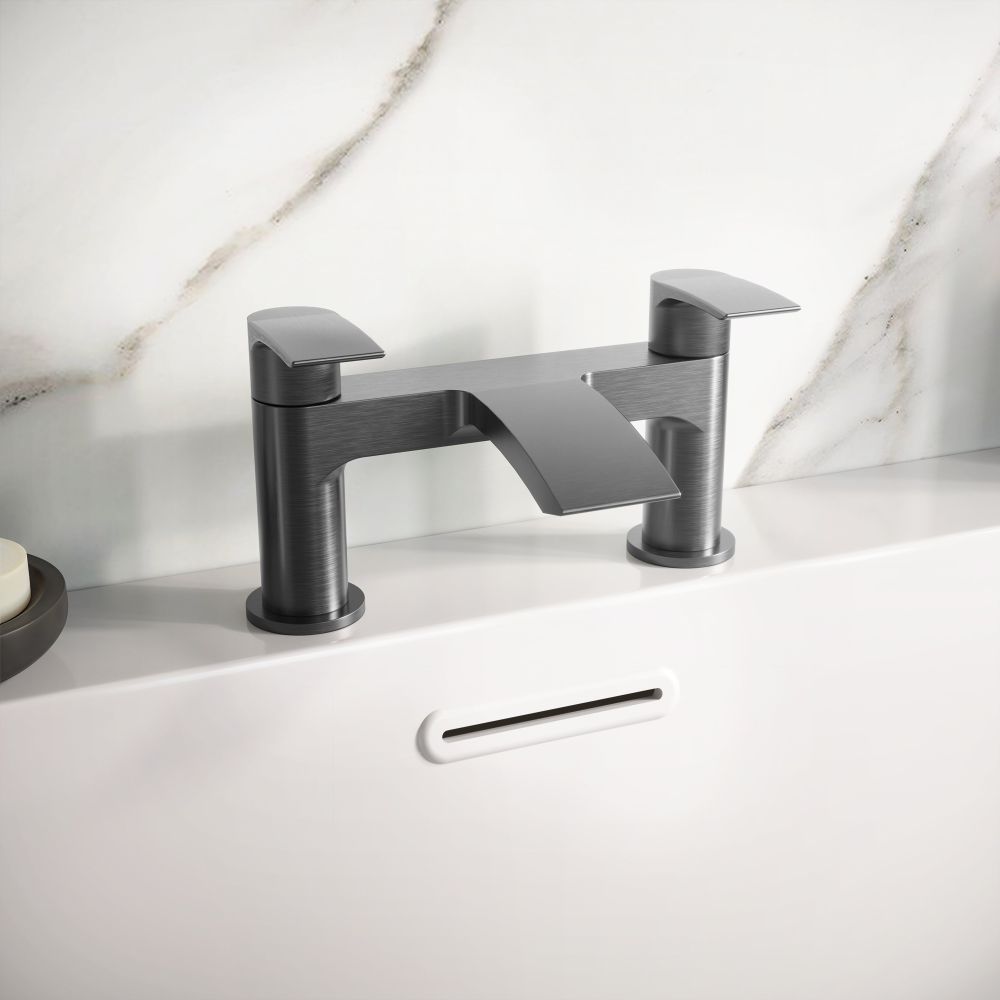 Tear Gunmetal Bath Filler Tap
