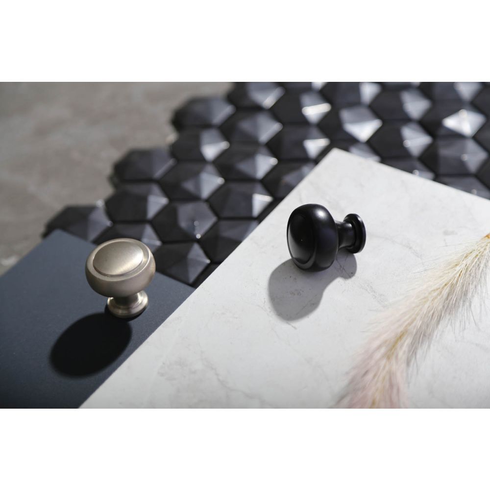 Cambridge Matt Black Knob Handle