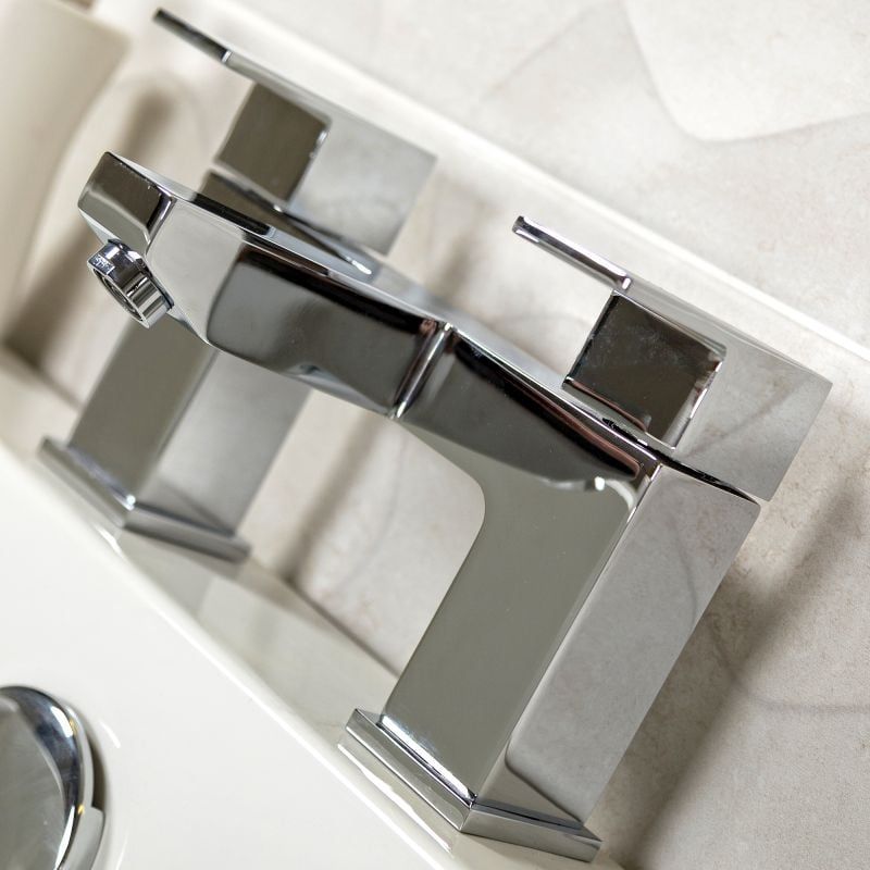 Nyland Chrome Bath Filler Tap - lifestyle image
