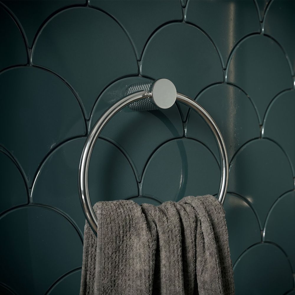Moray Chrome Knurled Towel Ring