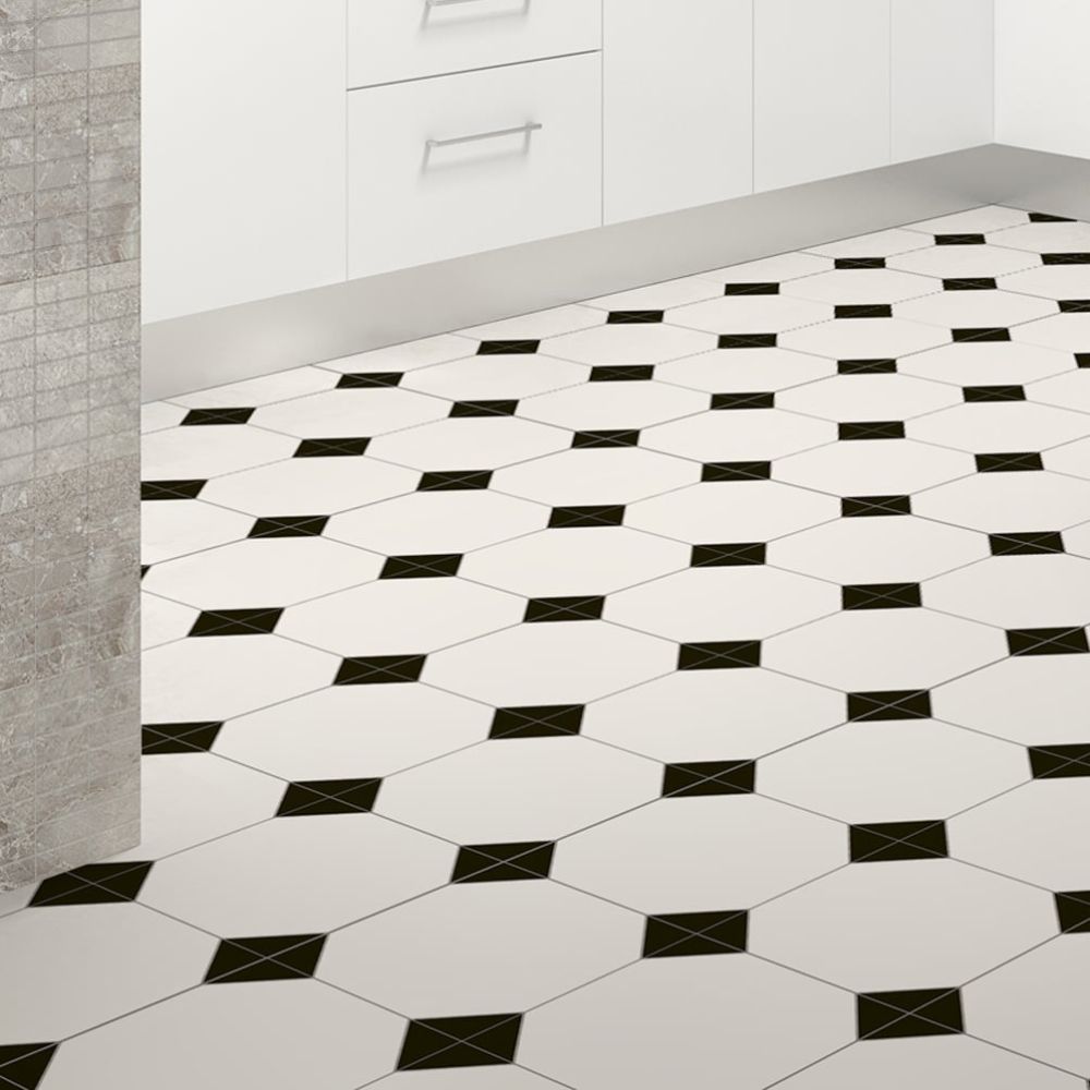 Chesterton Victorian Chequered Ceramic Tile 450x450mm