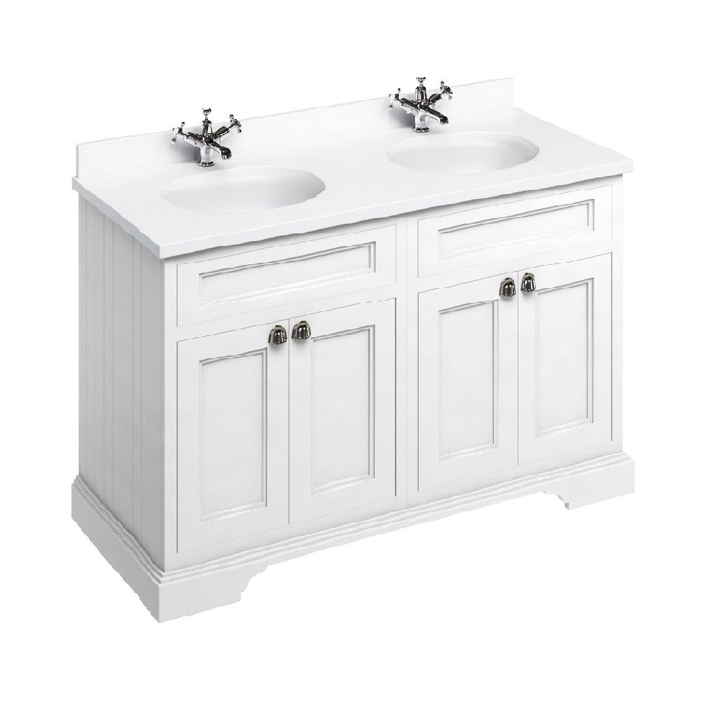 Traditional white freestanding vanity unit