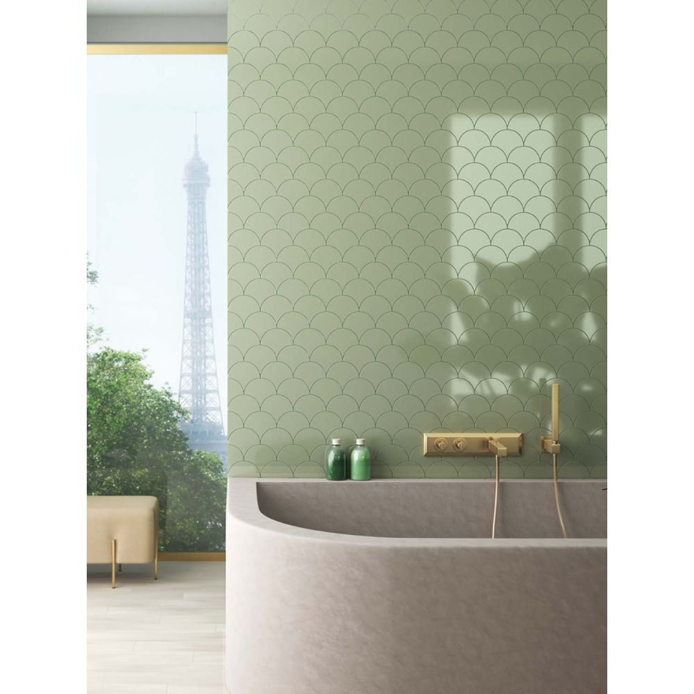 Pescara Ceramic Green Fan Tile 150x134mm