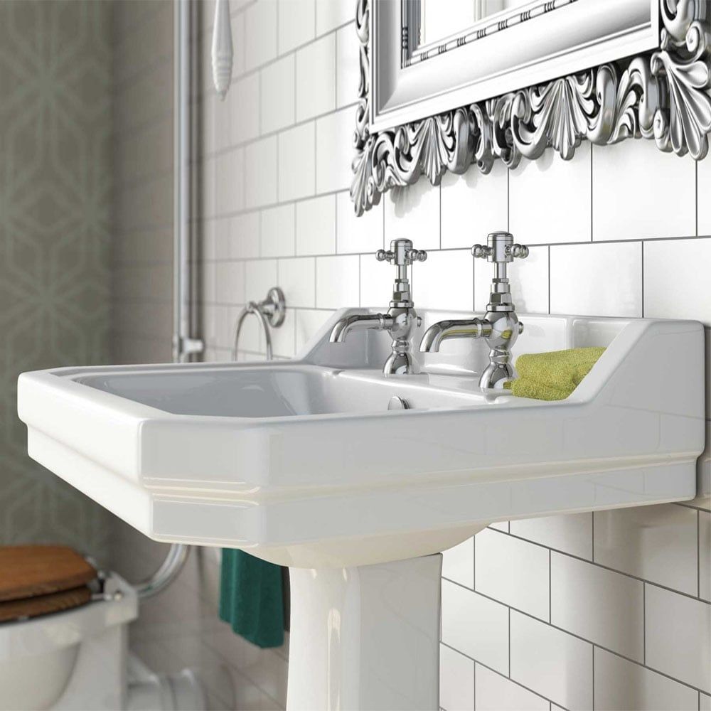 Claydon Traditional Toilet & Basin Bathroom Suite