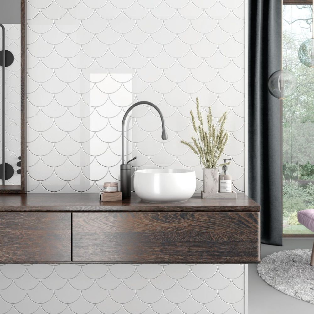 Pescara Ceramic White Fan Tile 150x134mm