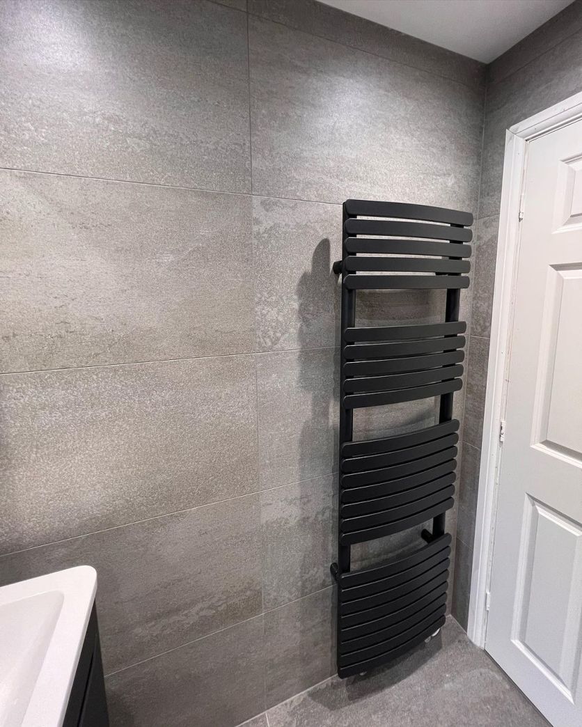 Jupiter Gris Porcelain Tile - 450x900mm