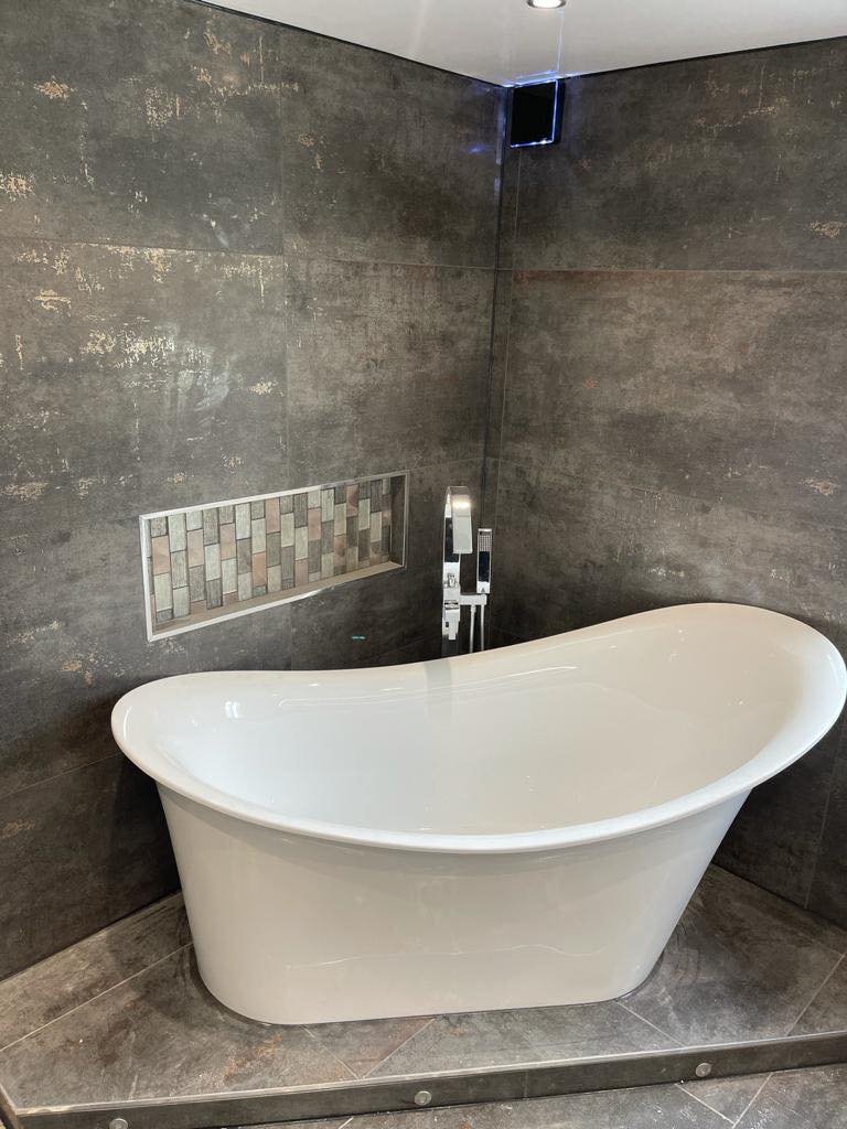 LeMont Freestanding Bath