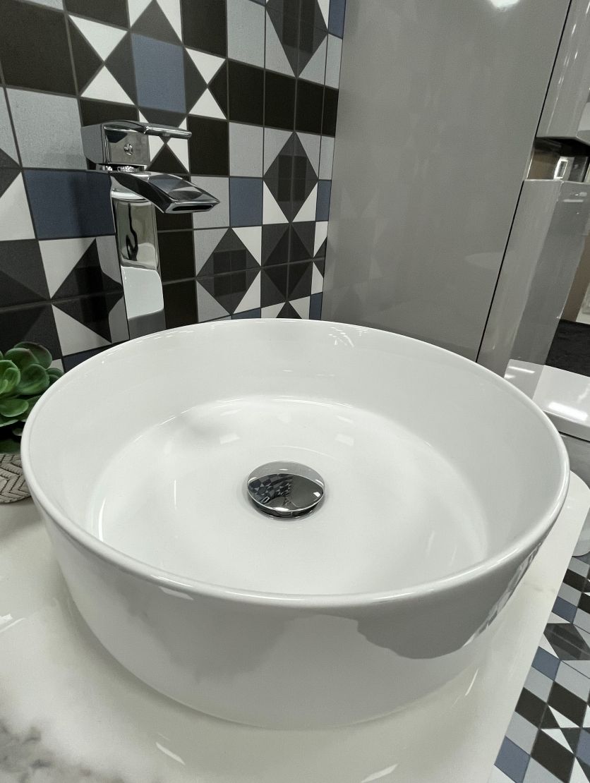 Damon White Countertop Ceramic Basin